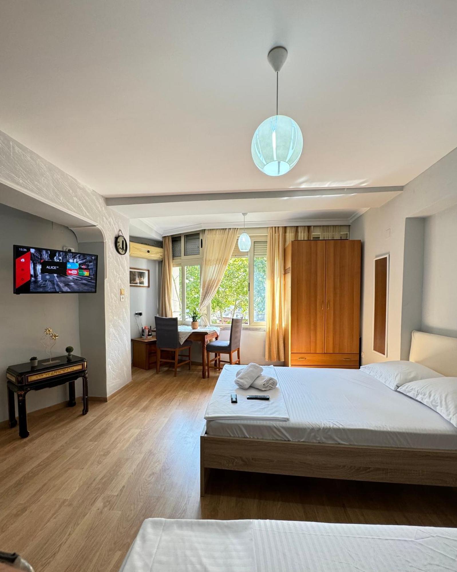 Tirana Centre Lions Gate 9 Apartment Экстерьер фото
